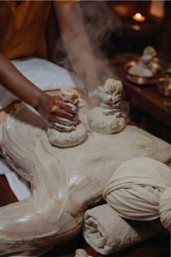 Navarakizhi & Vashpa Sweda